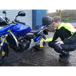 ZIMOWANIE MOTOCYKLA - SPRAY SCOTTOIL FS365 250ml