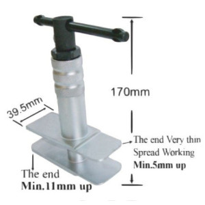 PRZYRZĄD DO COFANIA TŁOCZKÓW HAMULCOWYCH MOTOCYKLA 5 MM