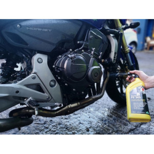 Ochrona motocykla na zimę - preparat antykorozyjny